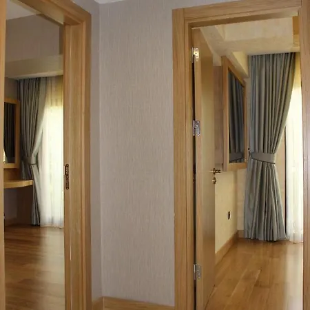 Hotel Lale 3*