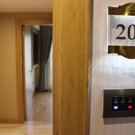Hotel Lale 3*