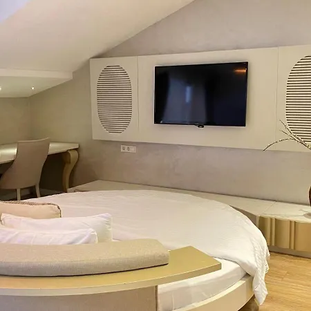Lale Otel Sapanca